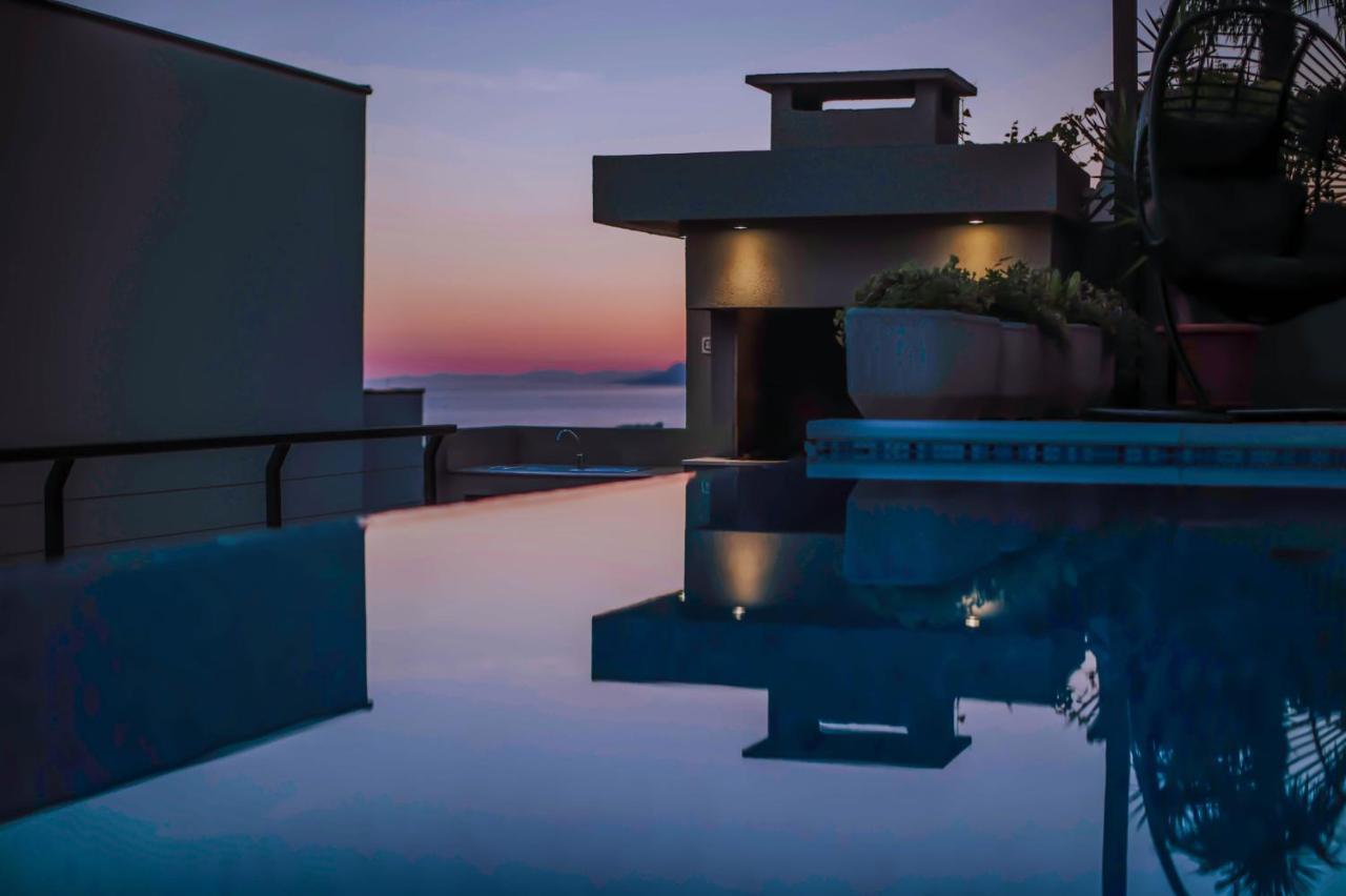 Apartment With Private Pool "Patricia" Макарска Экстерьер фото