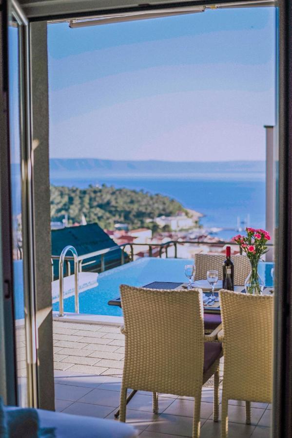 Apartment With Private Pool "Patricia" Макарска Экстерьер фото
